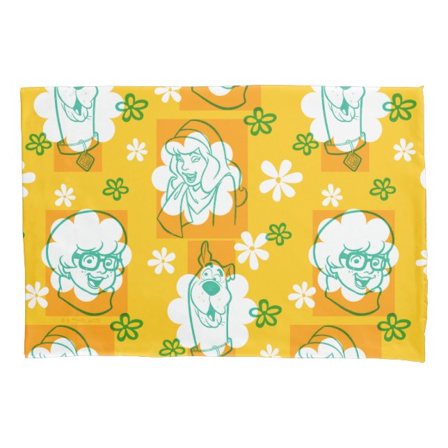 Scooby-Doo | Character Floral Pattern Pillow Case (Front)