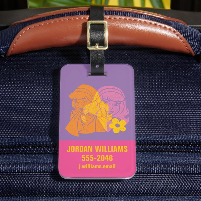 Scooby-Doo | Daphne Flower Portrait Luggage Tag (Front Insitu 2)
