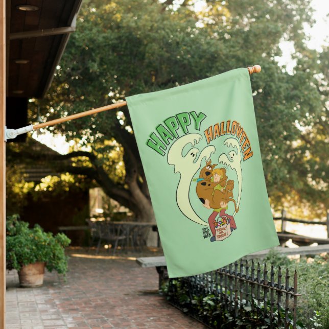 Scooby-Doo | Happy Halloween House Flag (In SItu)