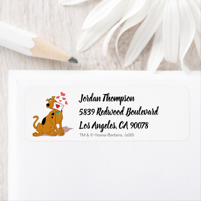 Scooby-Doo - Holding Valentine Envelope Label (Insitu)