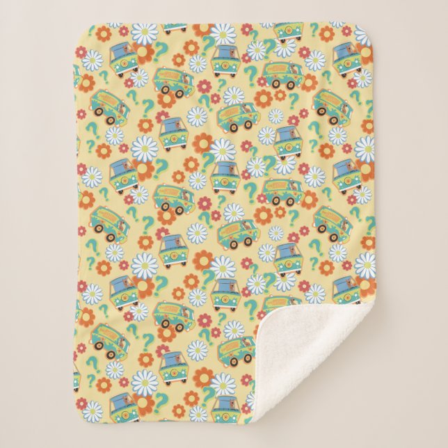 Scooby-Doo Mystery Machine Flower Pattern Sherpa Blanket (Front)