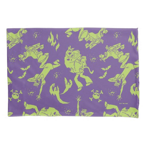Scooby_Doo  Shaggy  Scooby Running Scared Pillow Case