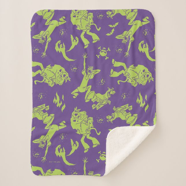 Scooby-Doo | Shaggy & Scooby Running Scared Sherpa Blanket (Front)