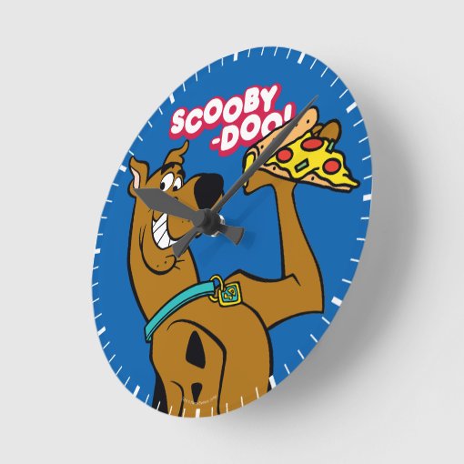 Scooby Doo With Pizza Slice Round Clock Zazzle 