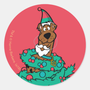 Scooby-Doo Wrapped In Wreaths Classic Round Sticker