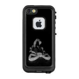 SCORPION LifeProof FRĒ iPhone SE/5/5s CASE