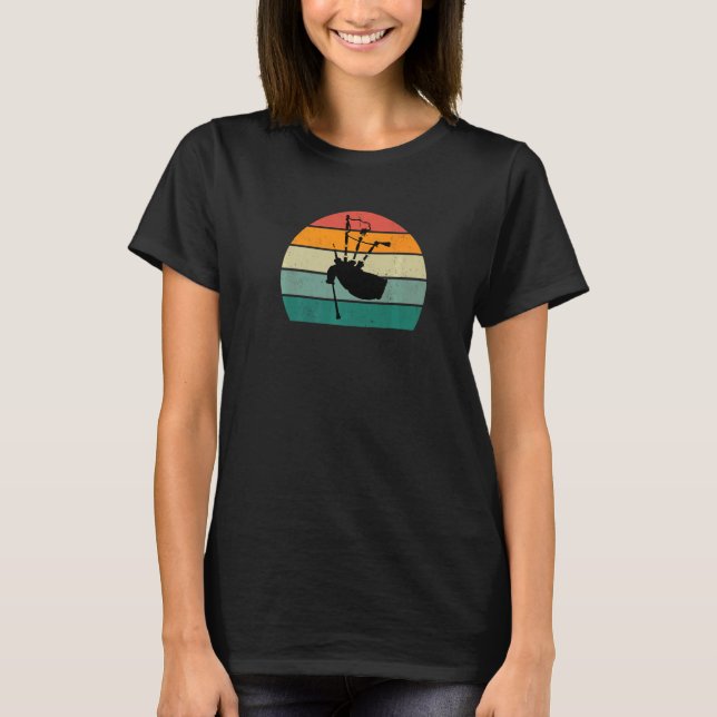 scot scottish kilt glasgow aberdeen bagpipes pub u T-Shirt (Front)
