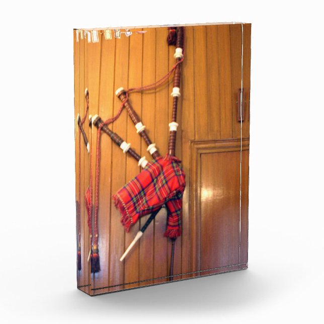 Scotland Bagpipe Tartan Plaid Musical Instrument Award (Left)