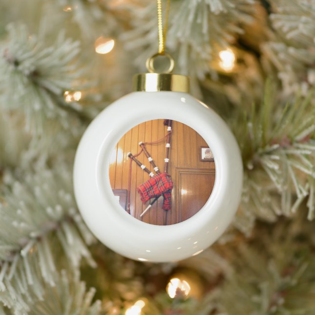 Scotland Bagpipe Tartan Plaid Musical Instrument Ceramic Ball Christmas Ornament (Tree)