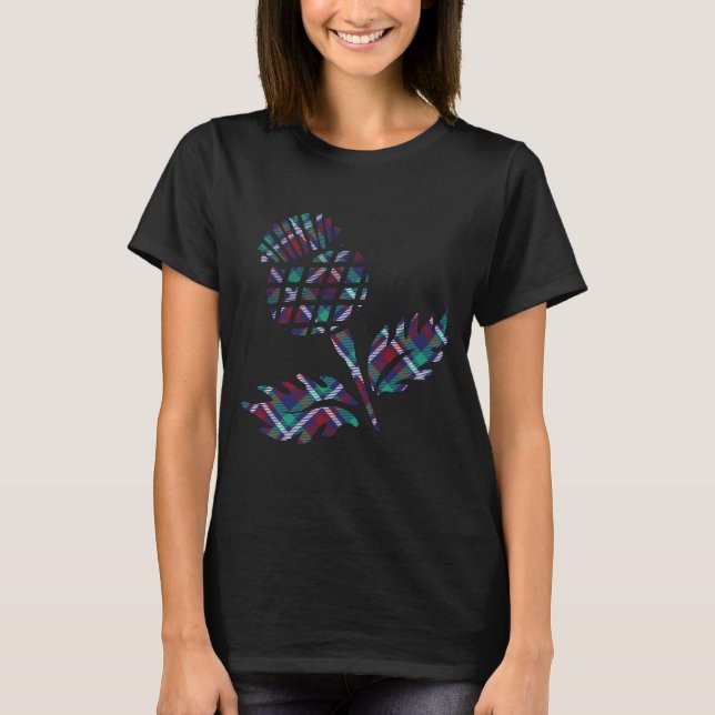 Scotland Gifts Scottish Thistle Tartan Plaid Gift T-Shirt (Front)