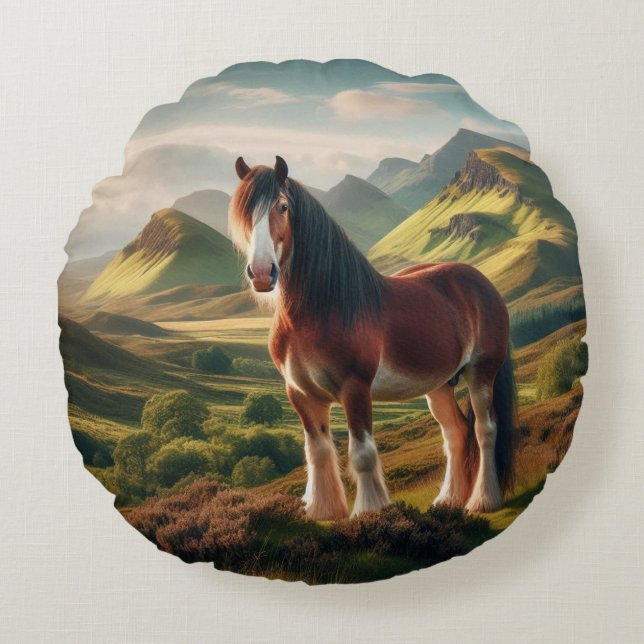 Scotland highlands Clydesdale horse Round Pillow (Front)