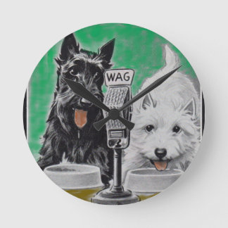 Scottie dogs Blackie and Whitie on the radio Round Clock