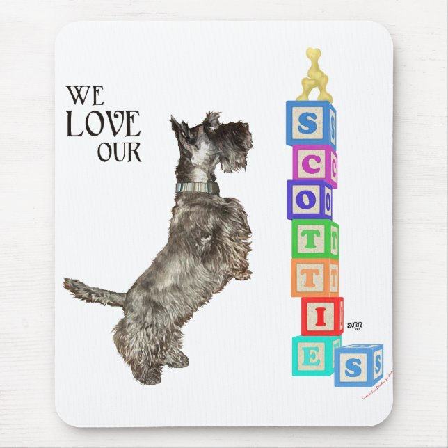 Scottie Finds a Prize Mouse Pad (Front)