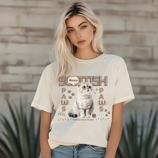 Scottish Fold Cat, Minimalist Cozy, Cat Parents T-Shirt (Creator Uploaded)