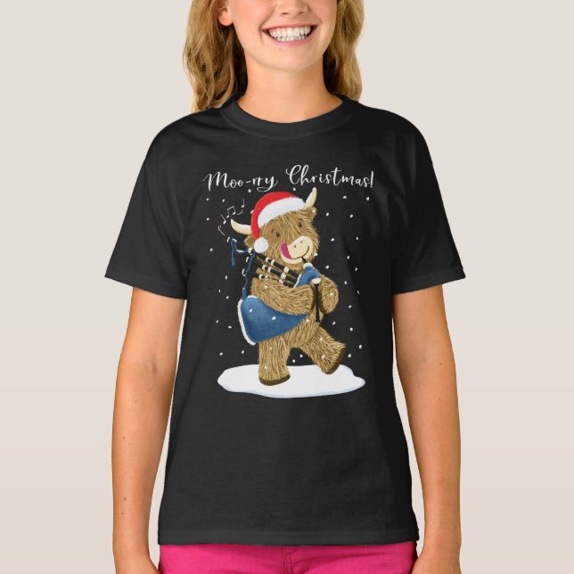 Scottish Highland Cow Plays Christmas Bagpipes T-Shirt (Front)