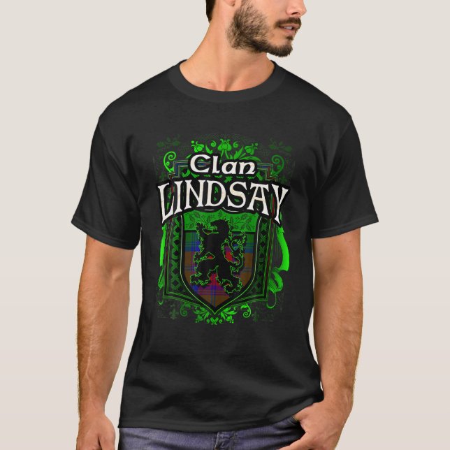 Scottish Surname Clan Lindsay Tartan Lion Crest T-Shirt (Front)