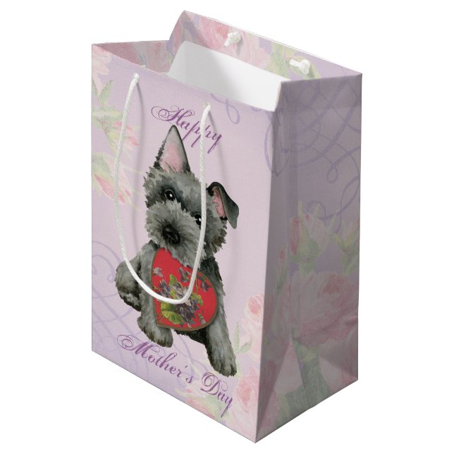 Scottish Terrier Heart Mom Medium Gift Bag (Front Angled)