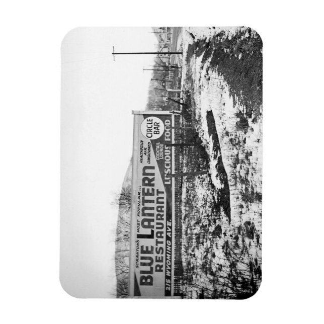SCRANTON PENNSYLVANIA BLUE LANTERN RESTAURANT MAGNET (Vertical)