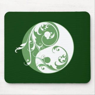 Scrolling Yin & Yang (green) Mouse Pad