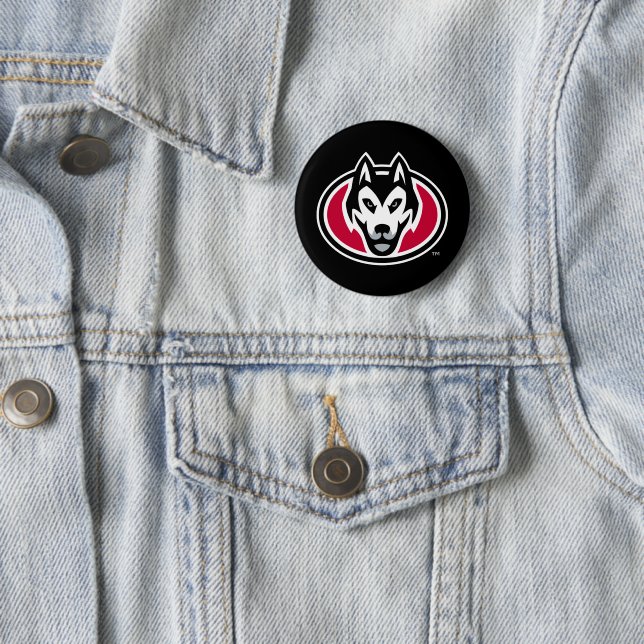 SCSU Huskies Button (In Situ)
