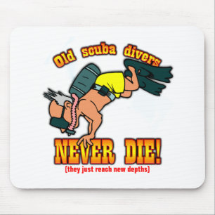 Scuba Divers Mouse Pad