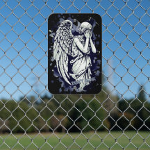 Sculpture of a Weeping Angel - with Splashes 1