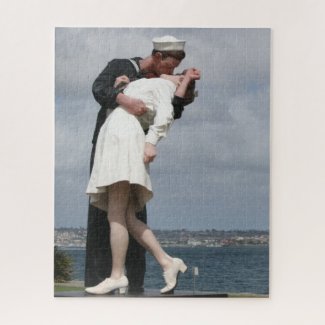 Sculpture Unconditional Surrender in San Diego Jigsaw Puzzle