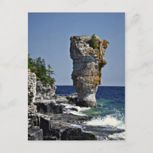 Sea stack, Flowerpot Island, Bruce Peninsula, Onta Postcard