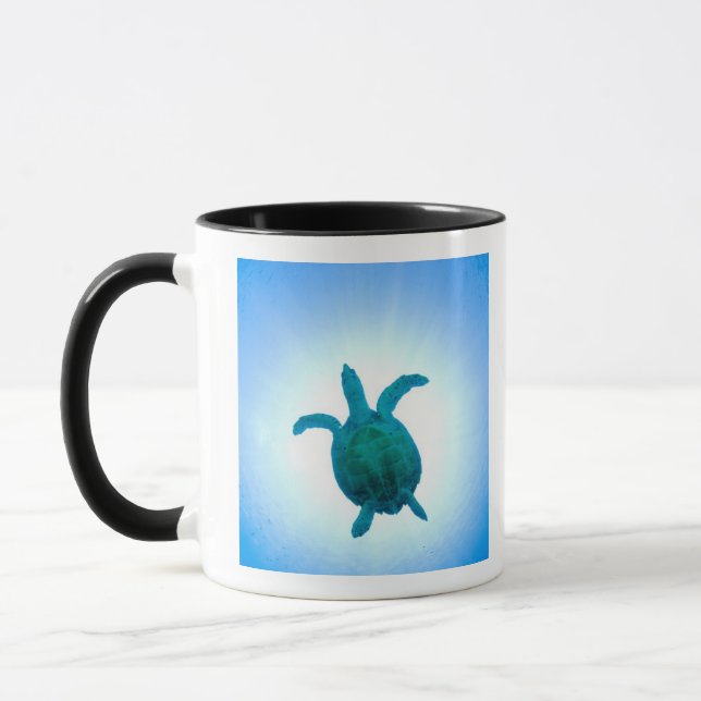Sea turtle swimming underwater mug (Left)