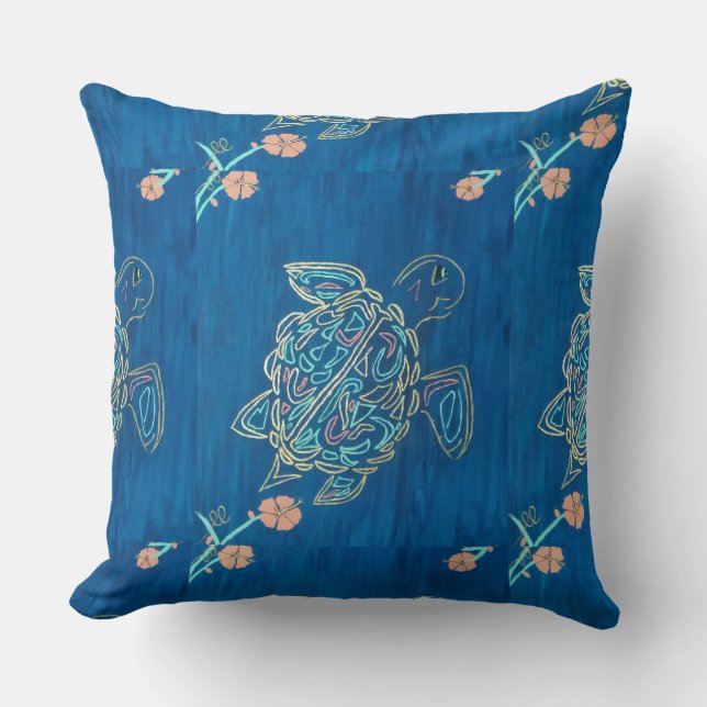 Sea turtle throw pillow (Front)