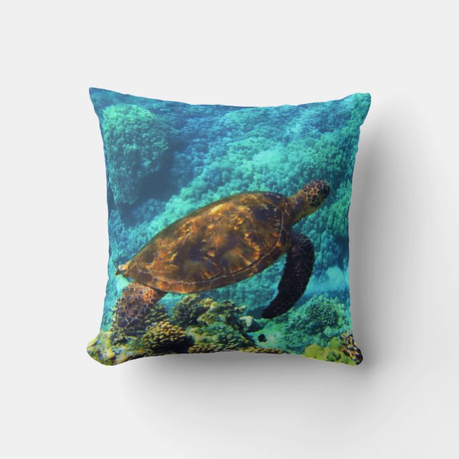 sea turtle throw pillow (Front)