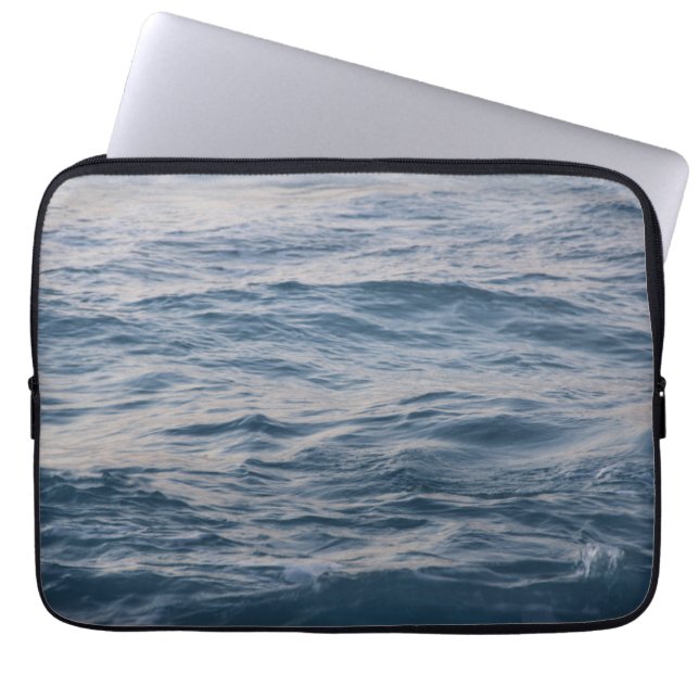 Sea water closeup  laptop sleeve (Front)