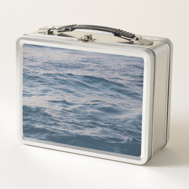 Sea water closeup  metal lunch box (Front)