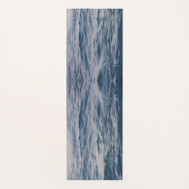Sea water closeup  yoga mat (Front)