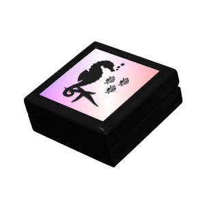 Seahorse Into the Purple Gift Box