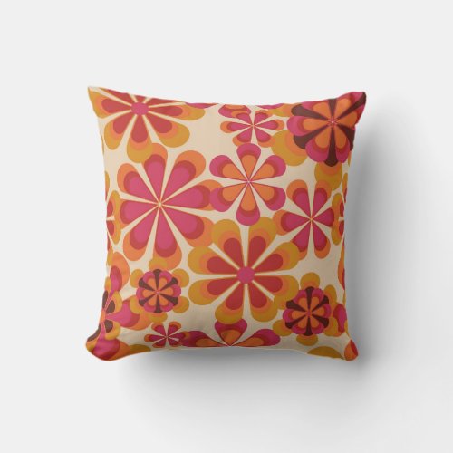 Seamless 70s retro floral pattern with vintage dai throw pillow