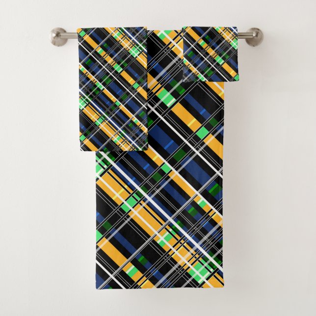 Seamless checkered plaid abstract squares geometri bath towel set (Insitu)
