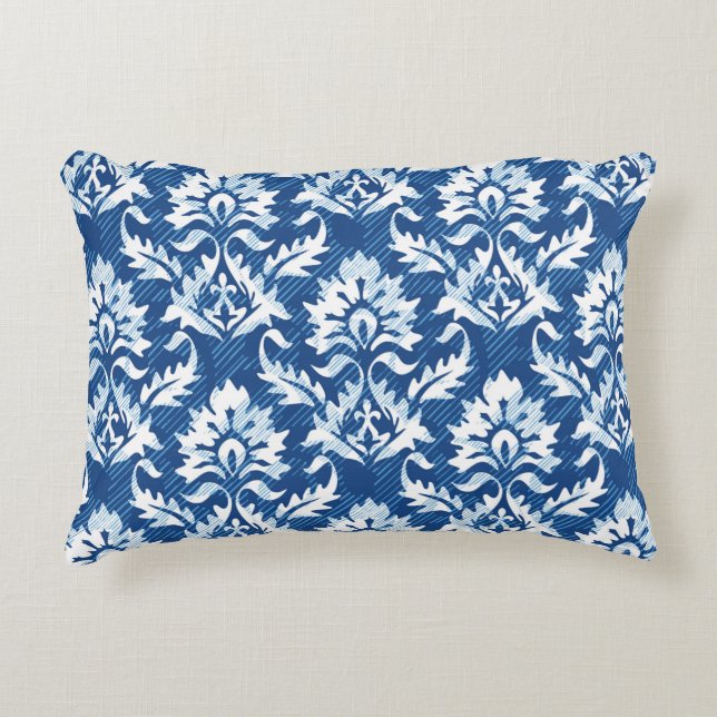 Seamless damask pattern accent pillow (Front)
