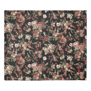 Seamless floral background: flower pattern. duvet cover