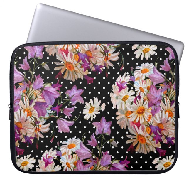 Seamless floral pattern. Bouquet of wild flowers w Laptop Sleeve (Front)