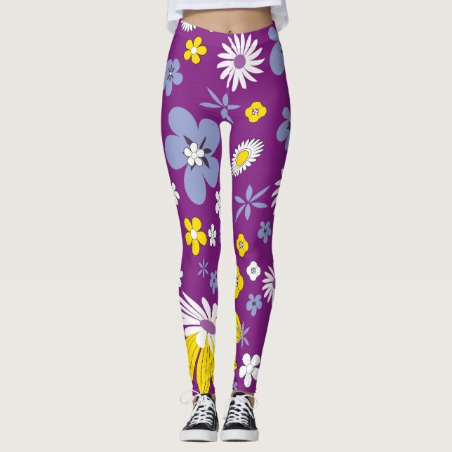 Seamless Floral Pattern Leggings (Front)