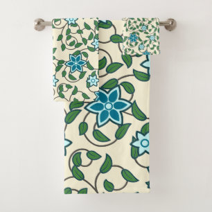 Seamless floral pattern on beige background bath towel set