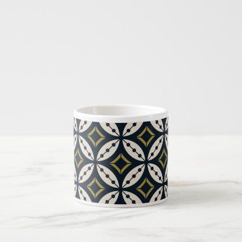 Seamless geometric flowers colorful pattern espresso cup