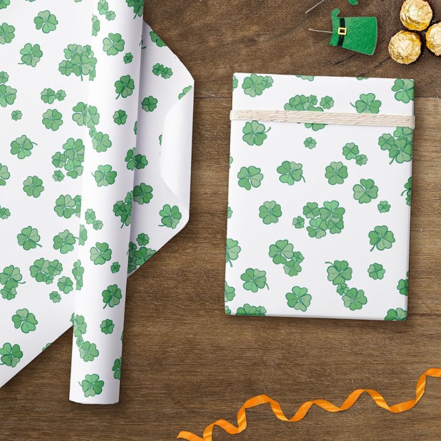 Seamless Lucky Four-Leaf Clover Pattern Wrapping Paper (Creator Uploaded)