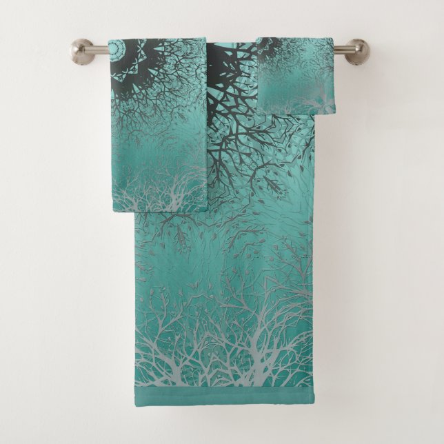 Seamless mandala kaleidoscope tile green pattern o bath towel set (Insitu)