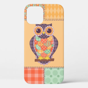 Seamless patchwork owl pattern. Vintage background iPhone 12 Case