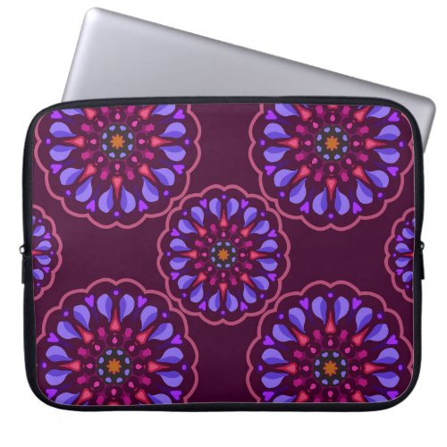 Seamless pattern with ethnic mandala art ornament laptop sleeve
