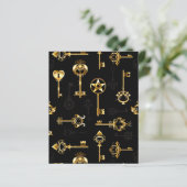 Seamless Pattern with Golden Keys (Standing Front)