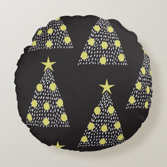 Seamless pattern with hand drawn Christmas trees i Round Pillow (Front)