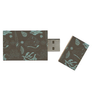 Seamless pattern with sea shells wood flash drive